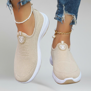 SF Ease – Breathable Everyday Slip-On Sneakers